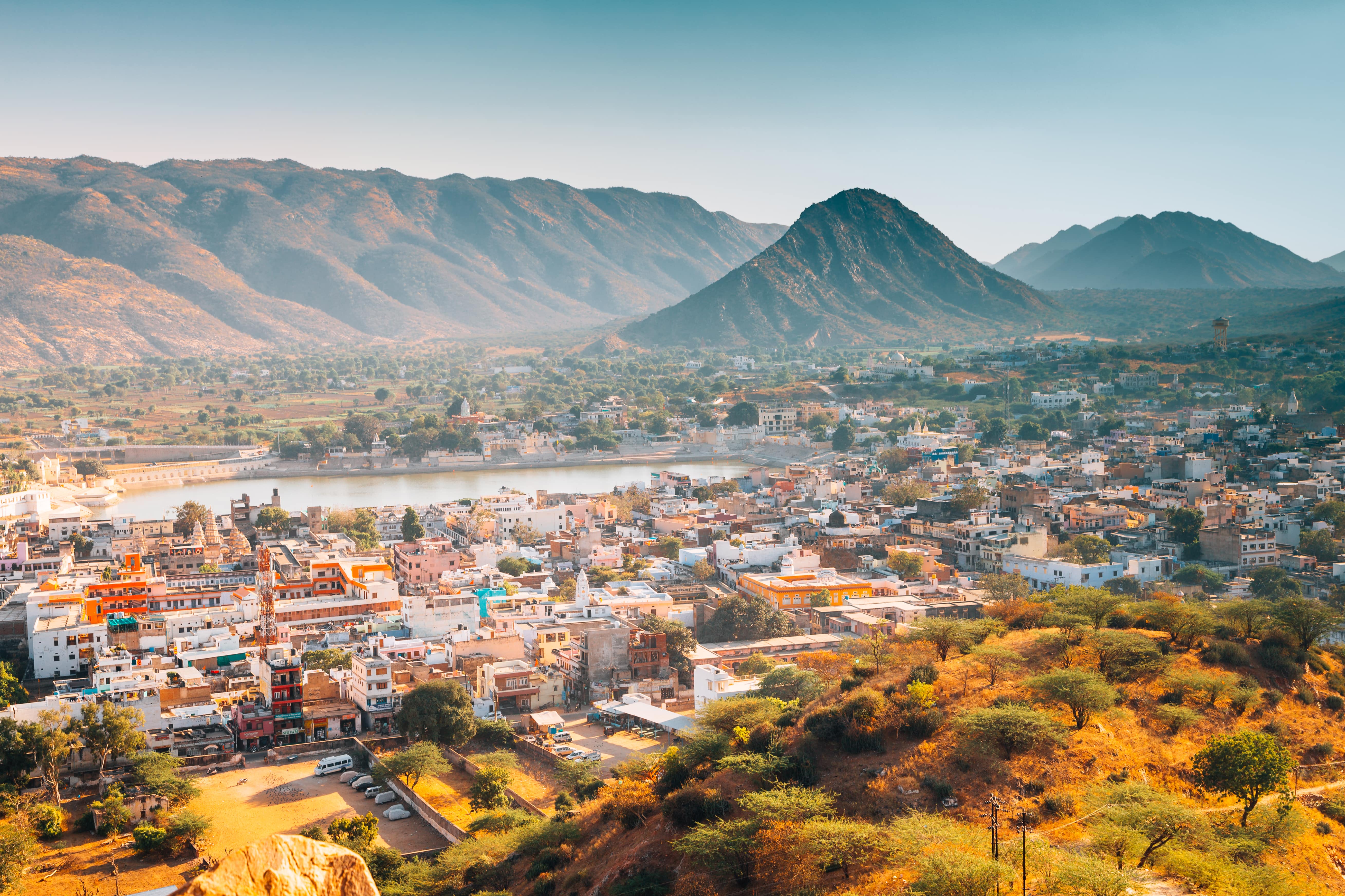 
			Udaipur - Pushkar (ca. 300 km)
			